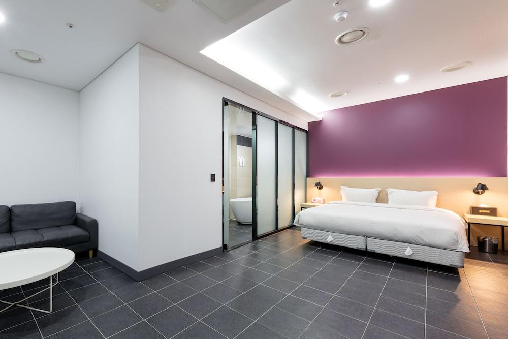 Hotel France Gwangju Metropolitan City ภายนอก รูปภาพ