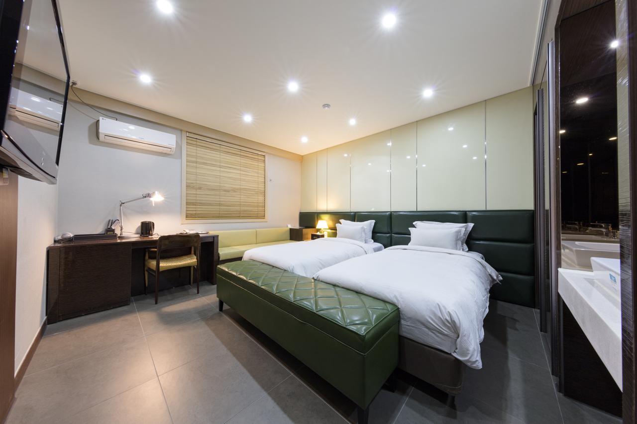Hotel France Gwangju Metropolitan City ภายนอก รูปภาพ