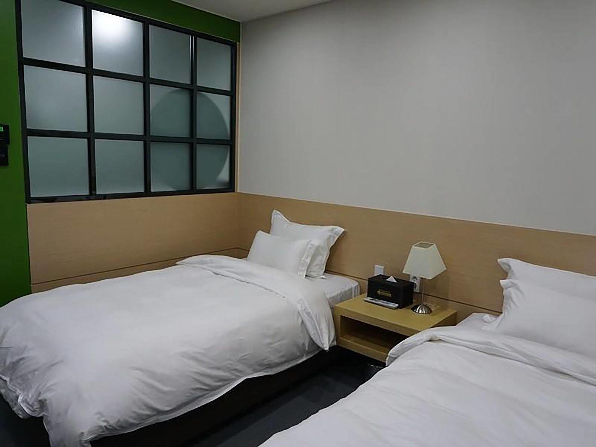 Hotel France Gwangju Metropolitan City ภายนอก รูปภาพ